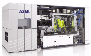 네덜란드 ASML의 극자외선(EUV) 노광장비. ASML은 세계 유일 EUV 장비 공급업체다.