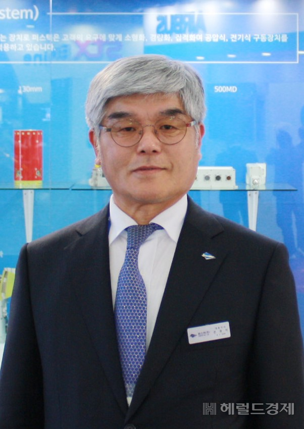 손경석 대표