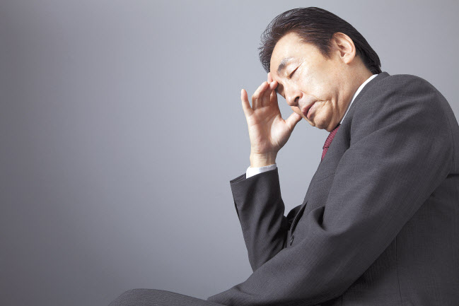 간에 이상이 생겼을 때나타나는 대표적인 증상 중하나가 만성 피로감이다.