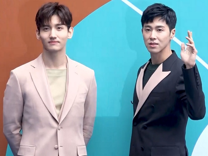 일본 데뷔 15주년 기념 앨범으로 통산 8번째 일본 오리콘 주간차트 1위에 오른 동방신기. [OSEN]