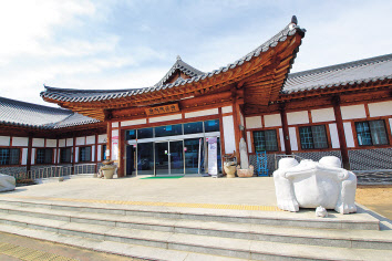 전국에서 유일한 괴산의 한지체험박물관.