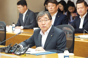 윤석헌 금융감독원장