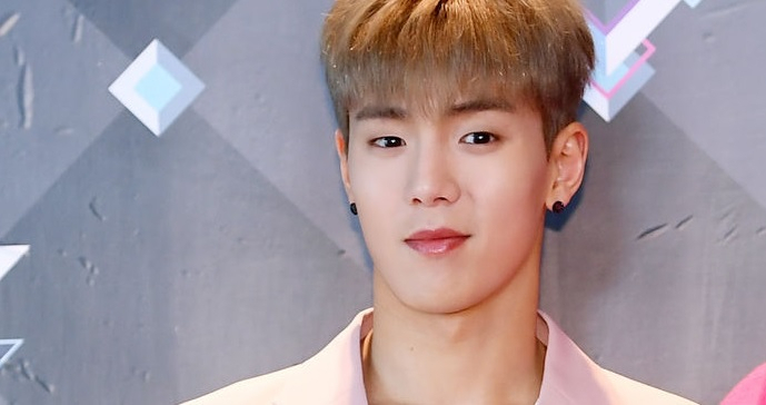 기혼여성과의 불륜설에 휘말린 보이그룹 몬스타엑스 멤버 셔누에 대해 31일 소속사 스타쉽엔터테인먼트 측이 “해당 여성이 결혼 여부를 말하지 않아 셔누는 전혀 몰랐다”는 공식입장을 내놨다. [OSEN]