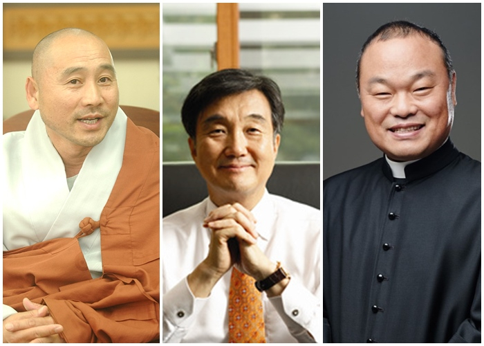왼쪽부터 세영스님, 채수일 경동교회 담임목사, 홍장진 기산성당 주임신부