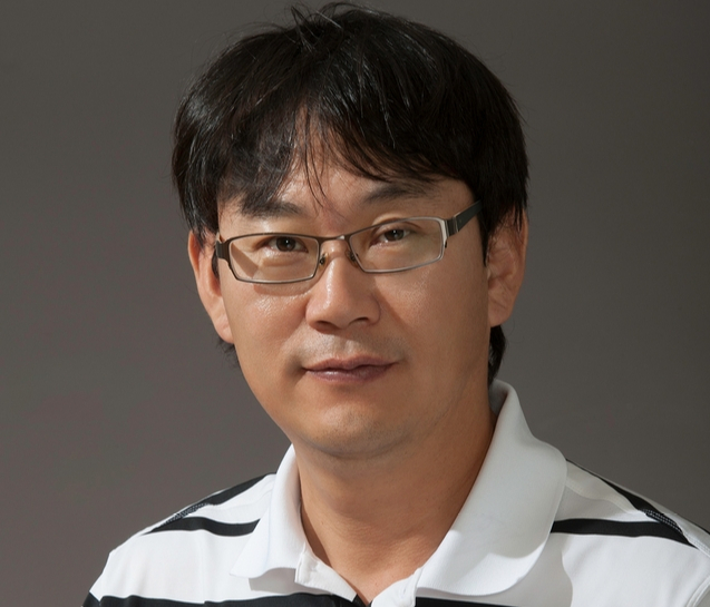 시골 소년의 서울대 좌충우돌 입성기를 소설로 풍자한 김혁조 교수.
