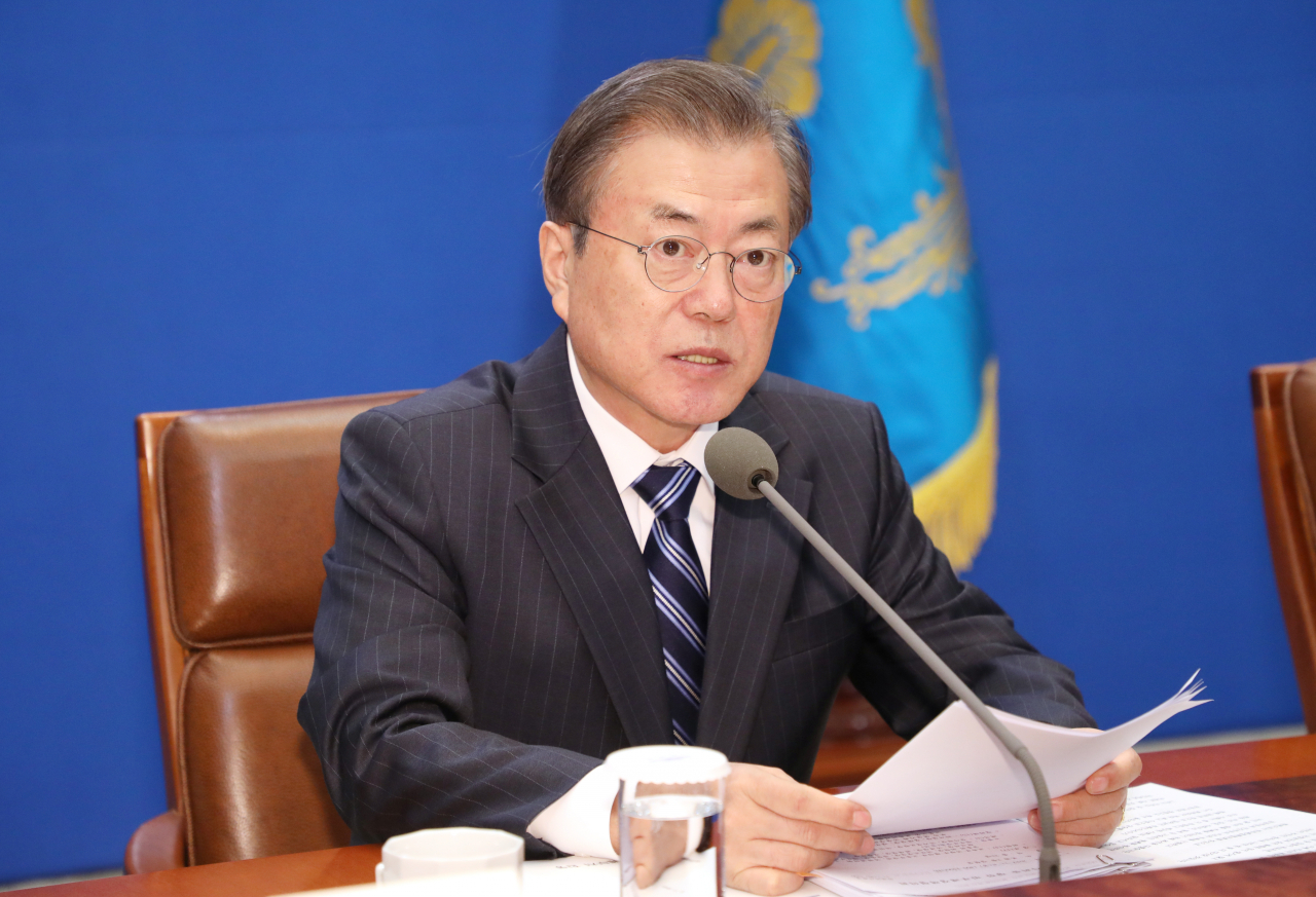 문재인 대통령이 8일 오후 청와대에서 열린 반부패정책협의회에서 발언하고 있다. [연합]
