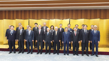 전경련은 일본경단련과 공동으로 15일 도쿄 경단련회관에서 제28회 한일재계회의(11.14~15, 도쿄 경단련회관)를 열어 얼어붙은 양국 경제관계의 정상화 방안과 미래지향적 한일 협력방안에 대해 논의했다. [전경련 제공]
