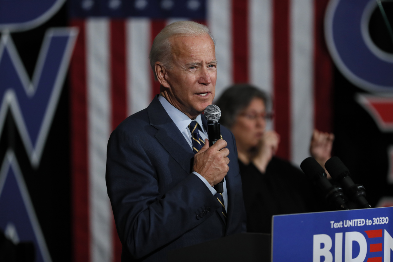 Democratic presidential candidate former Vice President Joe Biden speaks during a town hall meeting in Oskaloosa, Iowa on Nov. 11. AP-Yonhap