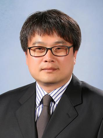 인천대학교 물리학과 김병훈 교수