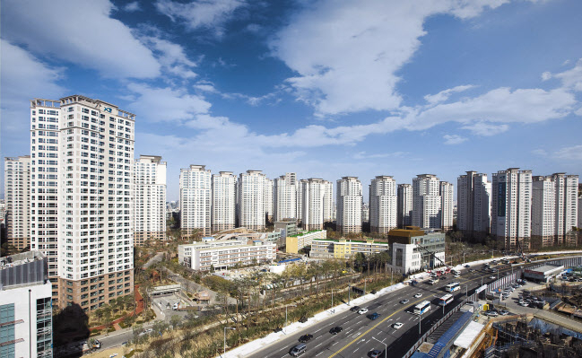 서울 서초구 반포자이 전경. 올해 종합부동산세 기준이 달라지면서 종합부동산세 부과 가구가 늘고, 세금 규모도 크게 증가했다. [헤럴드경제 DB]