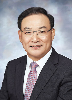 권대중 심사위원장 명지대학교 교수