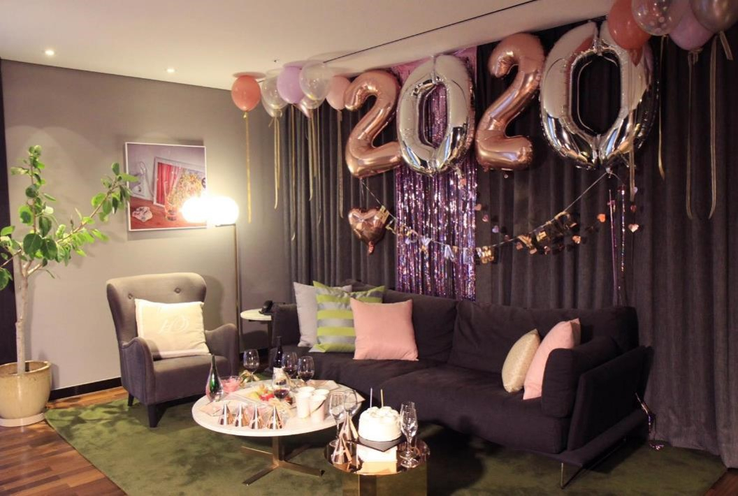 글래드 호텔앤리조트의 'Hello2020 패키지'.