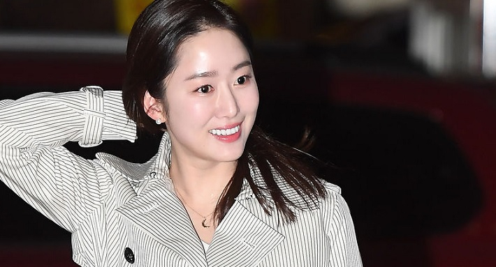 배우 전혜빈이 오는 7일 인도네시아 발리에서 2살 연상의 비연예인 사업가와 비공개 결혼식을 올린다고 3일 소속사를 통해 밝혔다. [OSEN]