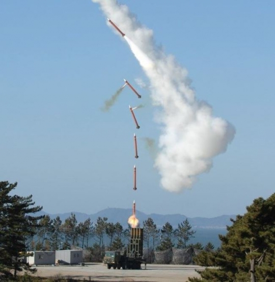 [김수한의 리썰웨펀]軍, 마침내 '한국형 사드' 만들기로 결정…K-11 복합형소총 개발은 중단