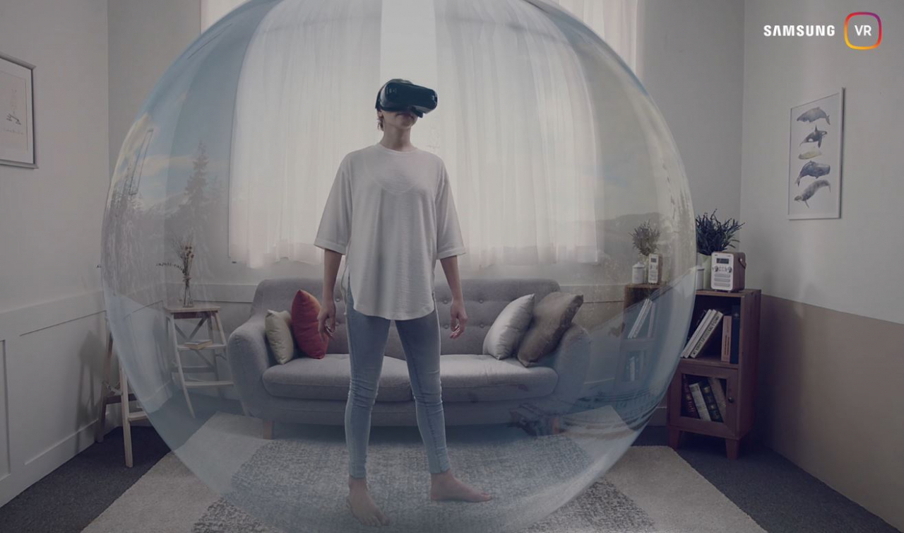 삼성 가상현실(VR) 콘텐츠를 이용하는 모습 [출처:삼성VR 홈페이지]