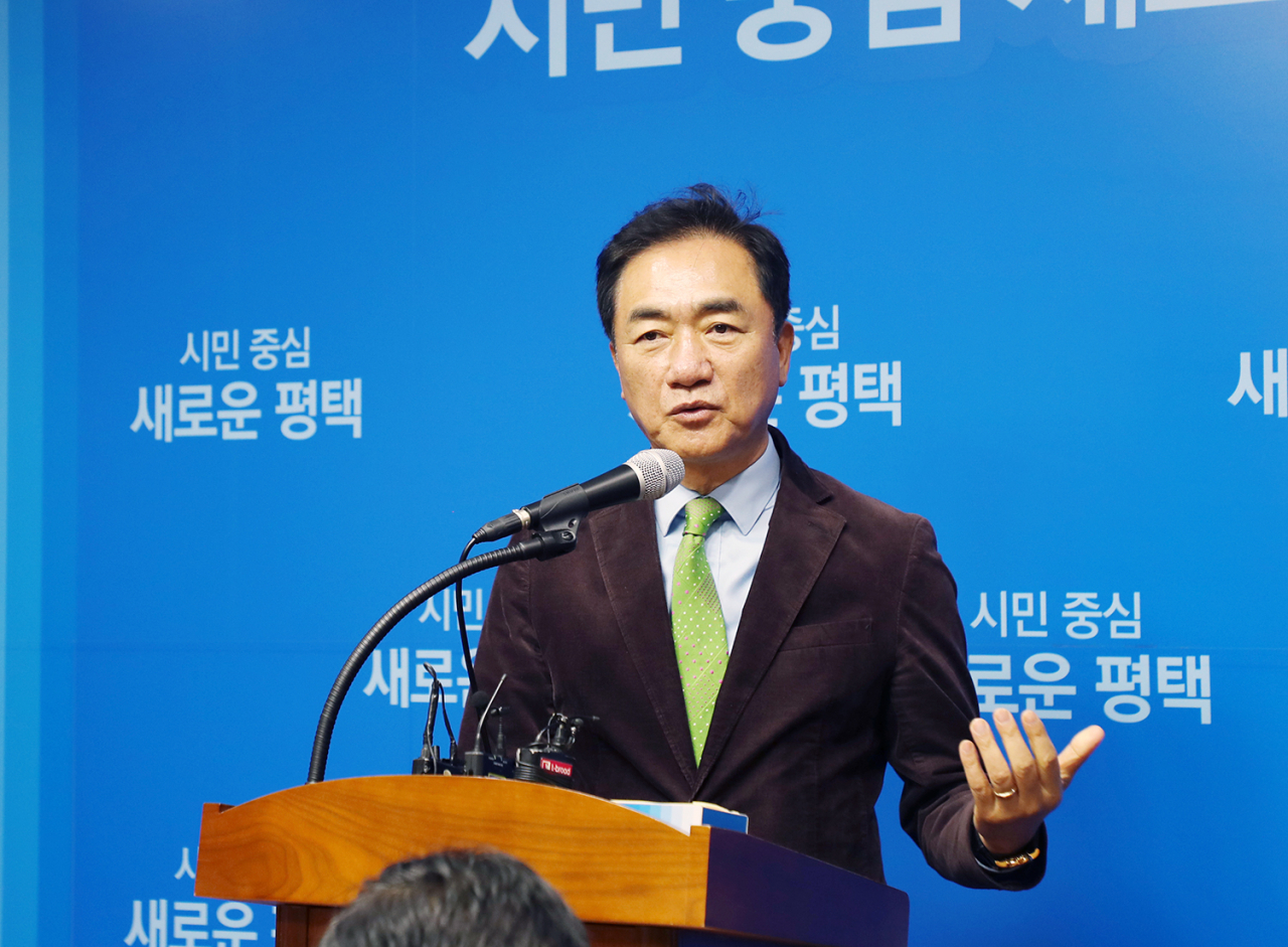 정장선 평택시장은 어린이보호구역 내 안전대책 강화를 위해 언론브리핑을 가졌다. [평택시 제공]