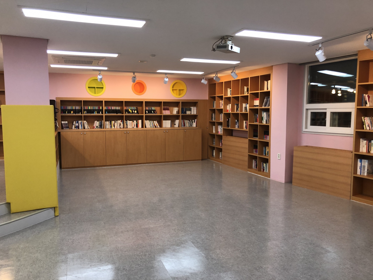 용인시, 리모델링 완료된 가온누리 작은도서관 [용인시 제공]