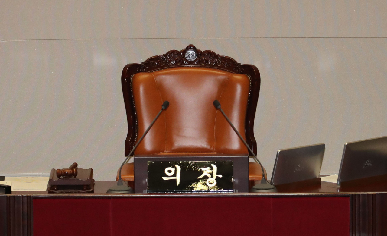 13일 공직선거법 개정안, 검찰개혁 법안 등 패스트트랙(신속처리안건) 법안의 국회 본회의 상정이 무산됐다. [연합뉴스]