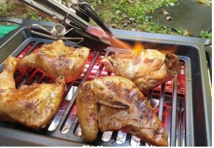 친환경요리기구 전문기업 한쉐프의 대마무숯 핸디토치는 고기의 겉과 속을 동시에 익히는 역할을 하기 때문에 재료의 풍미를 더해 준다.