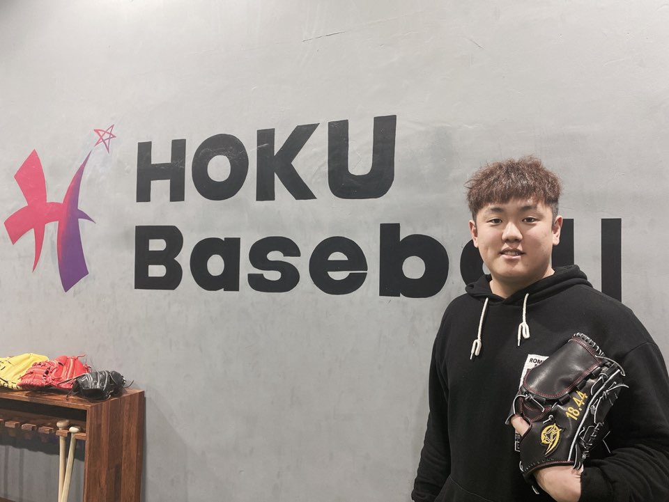 역대급 유망주로 기대를 모았으나 계속된 부상으로 프로 무대에서 내려온 성영훈. 청소년 시절의 무리한 투구와 힘들었던 재활과정에서 깨달은 노하우를 나눌 수 있기를 바라며 지도자로서 제 2의 인생을 꿈꾸고 있다.