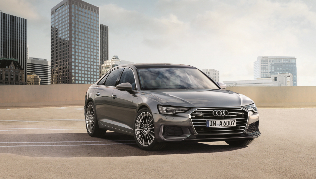 더 뉴 아우디 A6 45 TFSI 콰트로.