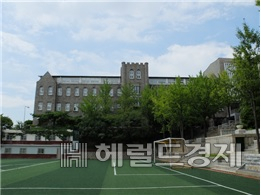 환일고 십자관