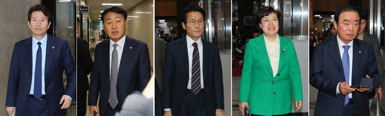 고위공직자범죄수사처법(공수처법) 본회의 표결을 앞두고 30일 국회 더불어민주당 원내대표실로 민주당 이인영 원내대표, 바른미래당 김관영 최고위원, 정의당 윤소하, 민주평화당 조배숙 원내대표, 대안신당 장병완 의원이 각각 입장하고 있다. [연합]