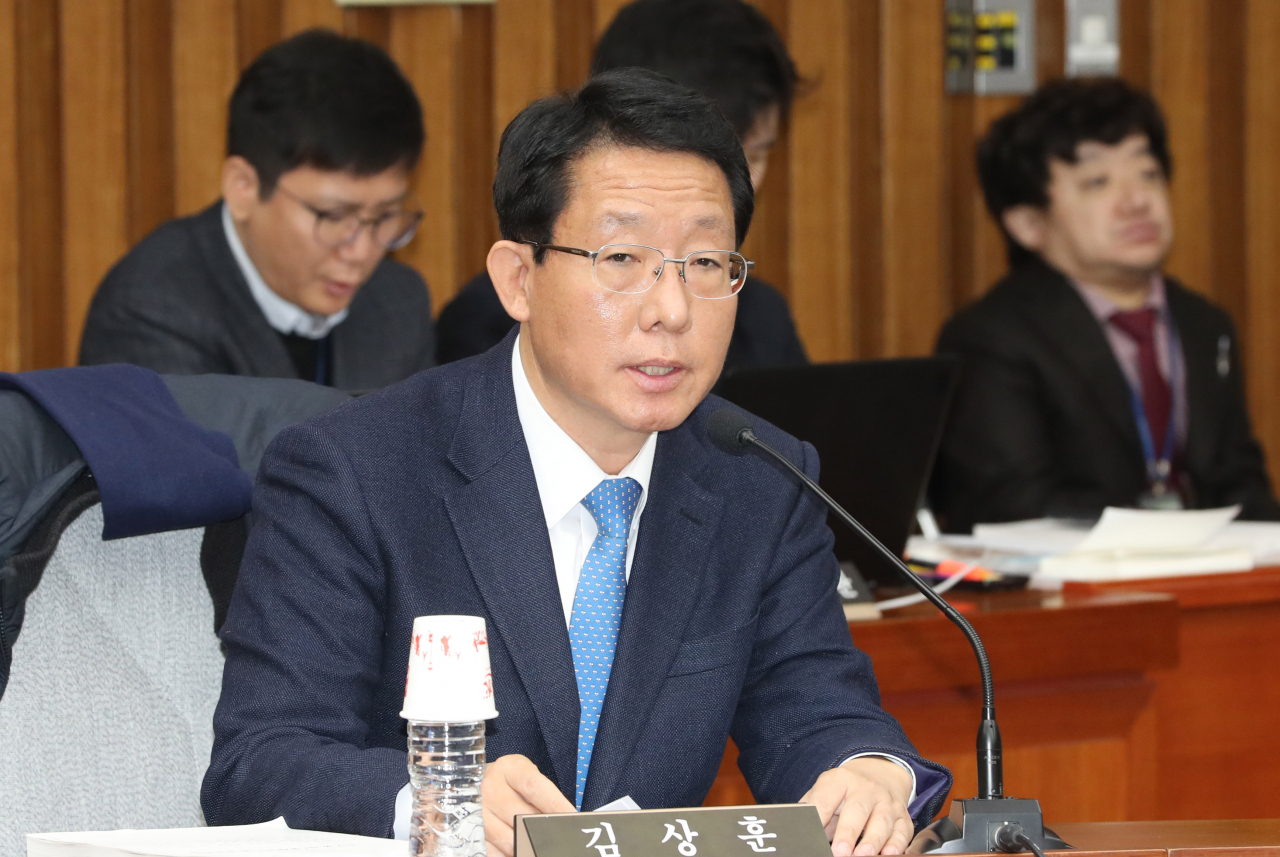 국회 인사청문특별위원회 자유한국당 김상훈 간사가 지난달 30일 오전 서울 여의도 국회에서 열린 국무총리(정세균) 임명동의에 관한 인사청문특별위원회 전체회의에서 인사말을 하고 있다. [연합]