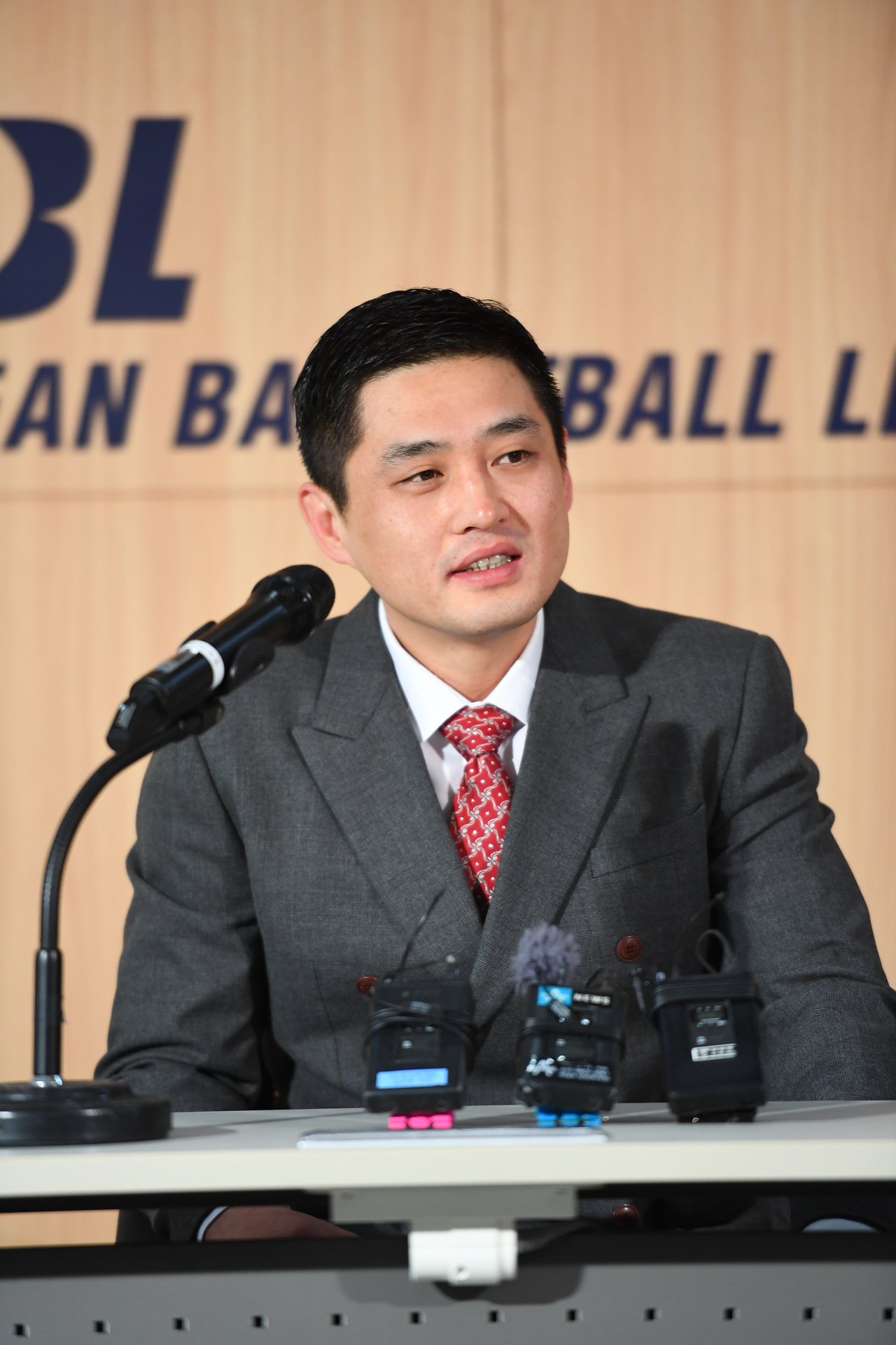 황인태 KBL 심판./사진=KBL 제공