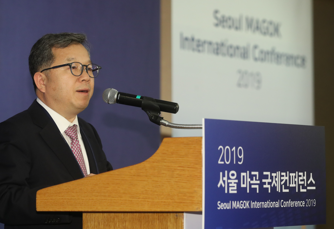진희선 서울시 행정2부시장이 지난달 9일 오후 서울 중구 롯데호텔에서 열린 2019 서울 마곡 국제콘퍼런스에서 개회사를 하고 있다. [연합뉴스]