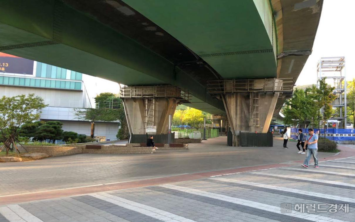 한남1 고가 하부 현재의 모습. [용산구 제공]