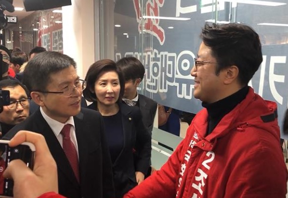조상규 자유한국당 예비후보(오른쪽). [페이스북 캡처]