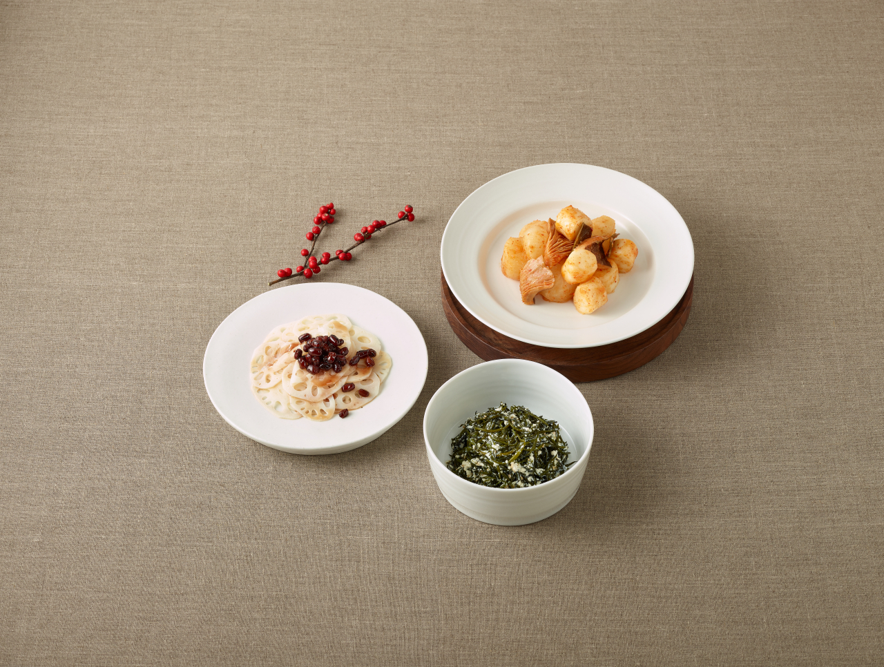 브라이언 메이는 마음식을 맛본 뒤 “신선한 채소와 전통적인 양념, 한국 사찰에서 대대로 내려온 방식대로 조리한다는 점이 인상 깊었다”고 말했다. [발우공양 제공]