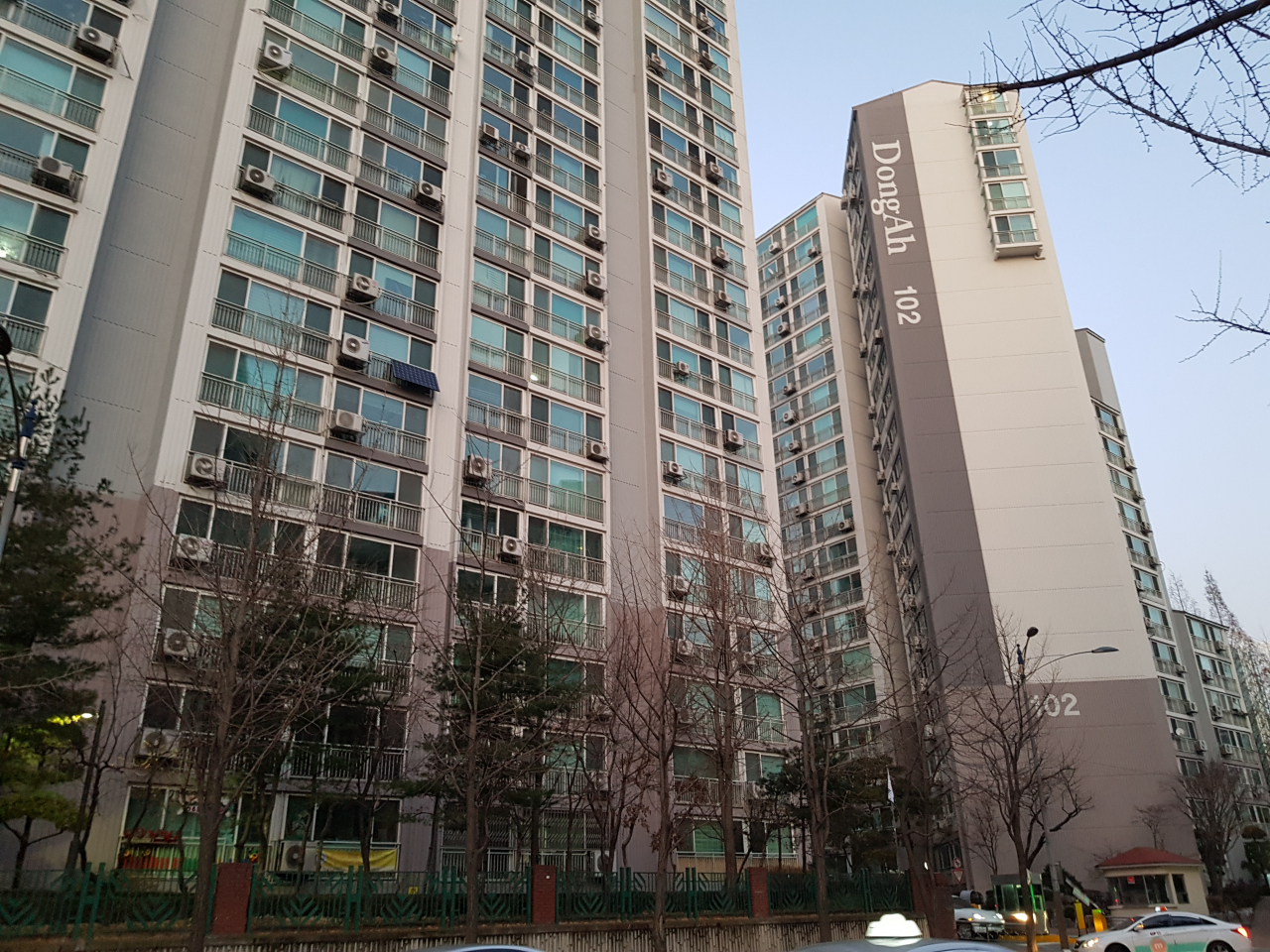 서울 서초구 잠원동 동아아파트 전경[사진=성연진 기자]