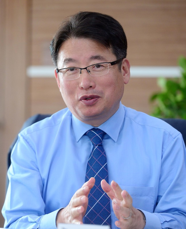 광명 갑 더 민주 김경표 예비후보.