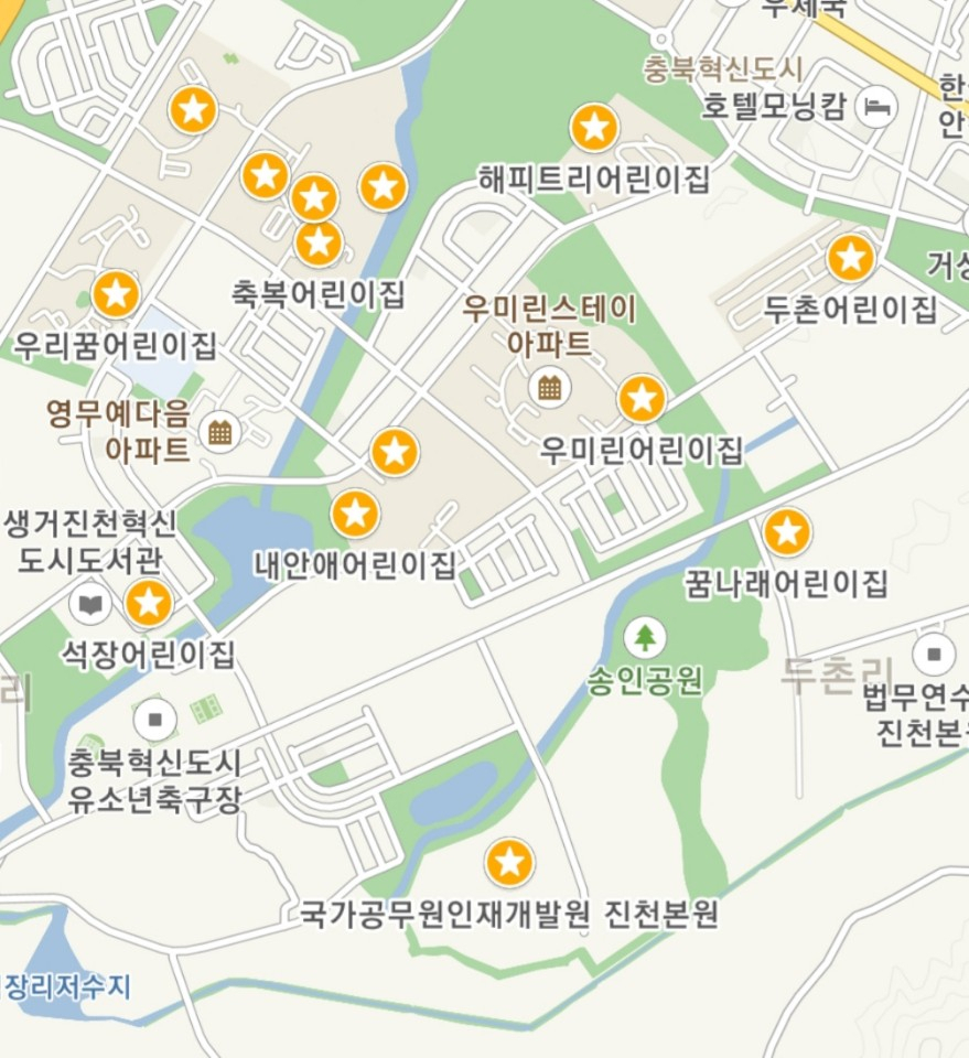 충북 진천 국가공무원인재개발원 인근에 어린이집이 밀집해 있다. 지역 주민들은 공무원인재개발원이 우한 폐렴 격리 대상자 수용 장소로 결정되자 크게 반발하고 있다. [포털 지도 사이트 캡처]