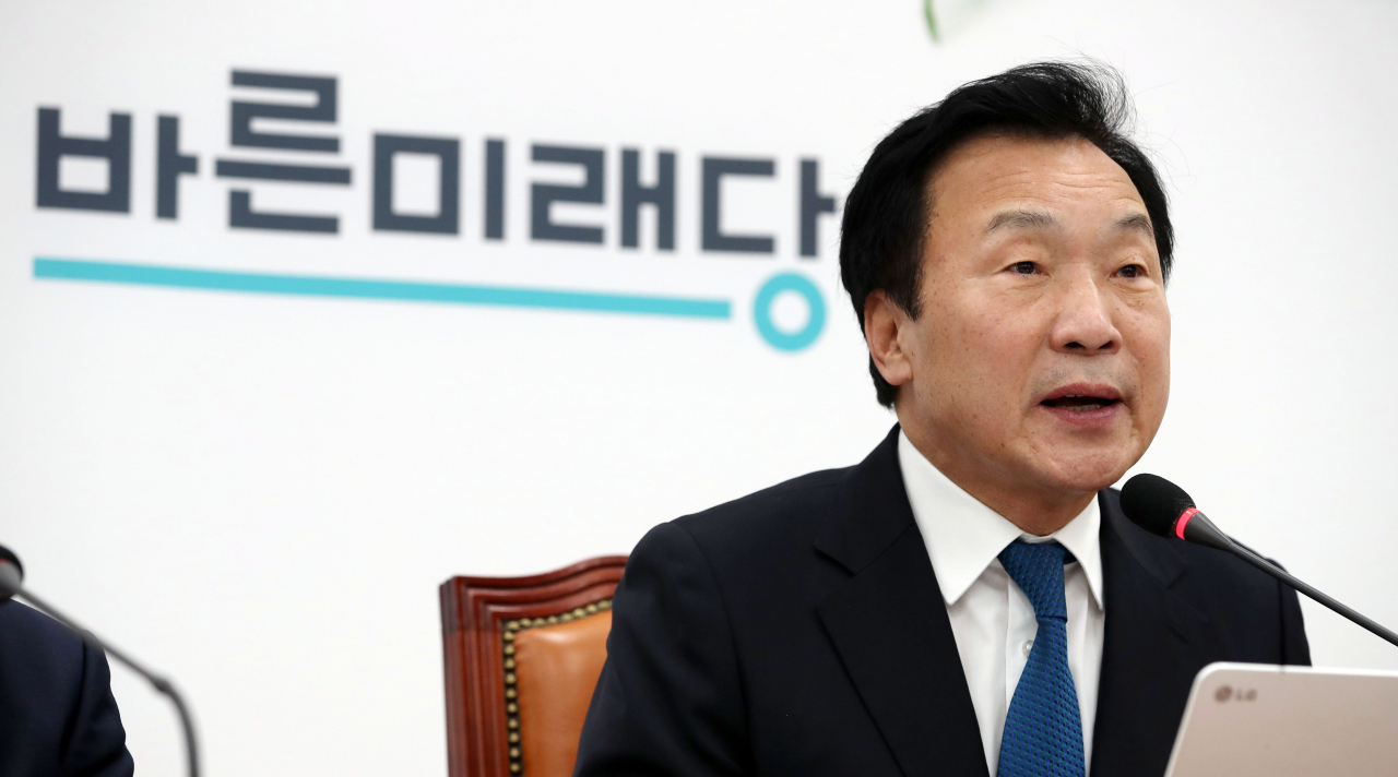 바른미래당 손학규 대표가 31일 오전 국회에서 열린 최고위원회의에서 발언하고 있다. [연합]