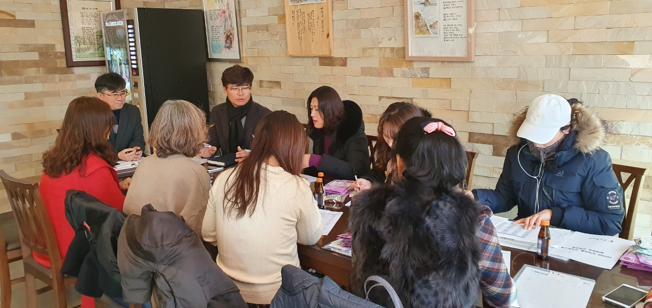 광명시는 마스크와 손세정제 가격표시제 실태점검’을 실시한다. [광명시 제공]