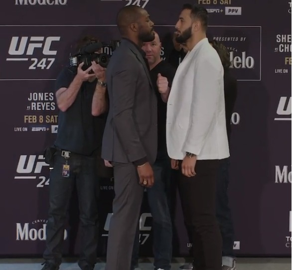 라이트헤비급 챔피언 존 존스(왼쪽)와 도전자 도미닉 레예스. [UFC 인스타그램 캡처]