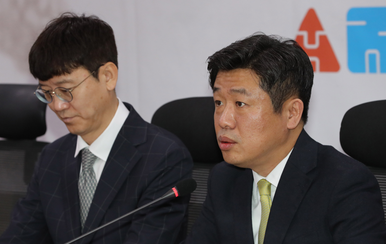 새로운보수당 유의동 책임대표가 10일 오전 서울 여의도 국회 의원회관에서 열린 당대표단회의에서 발언하고 있다. [연합]