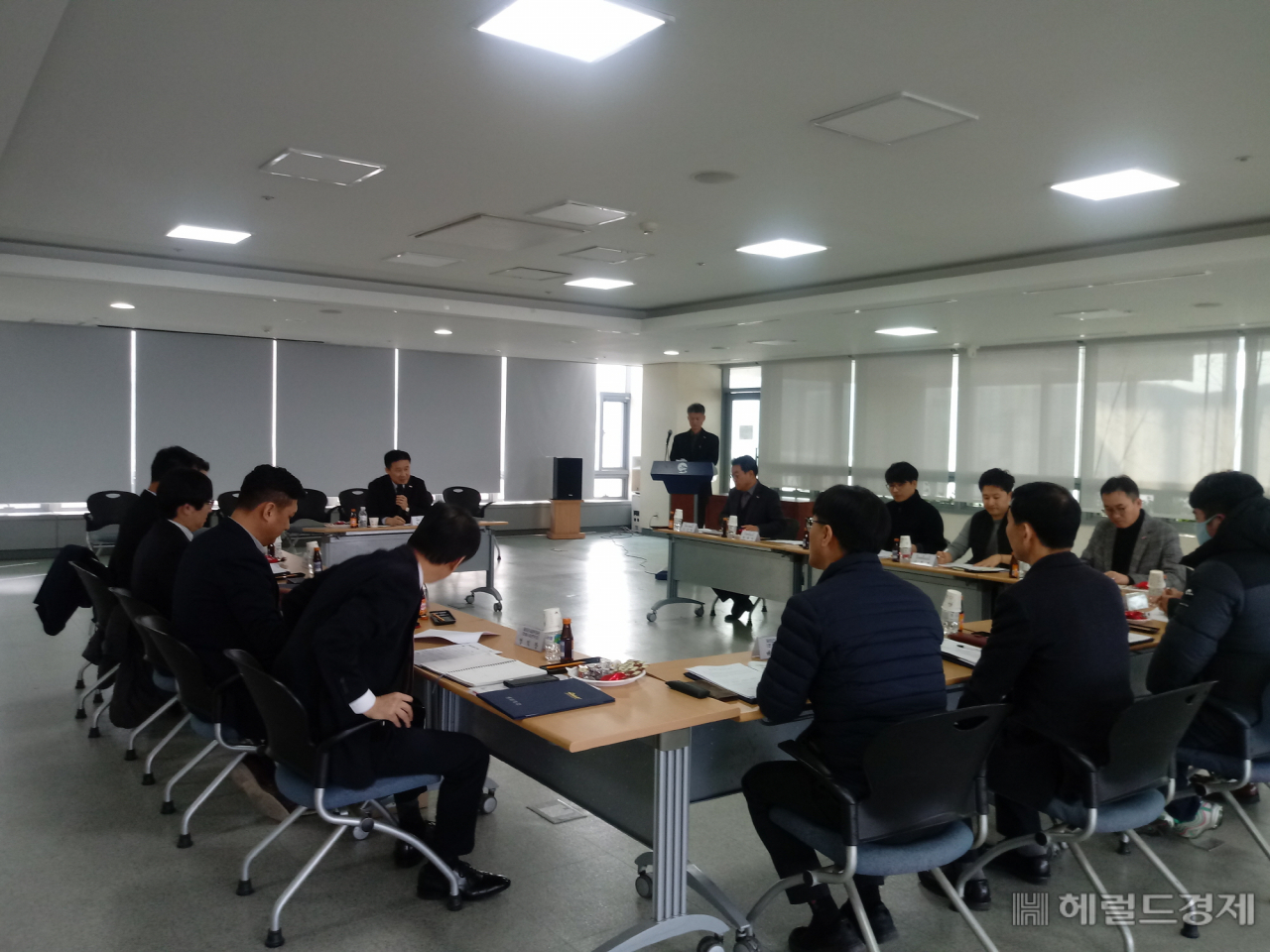 지난 6일 대구 달성군 달성군청 중회의실에서 열린 관광 활성화 자문위원회 회의 모습. [달성군 제공]