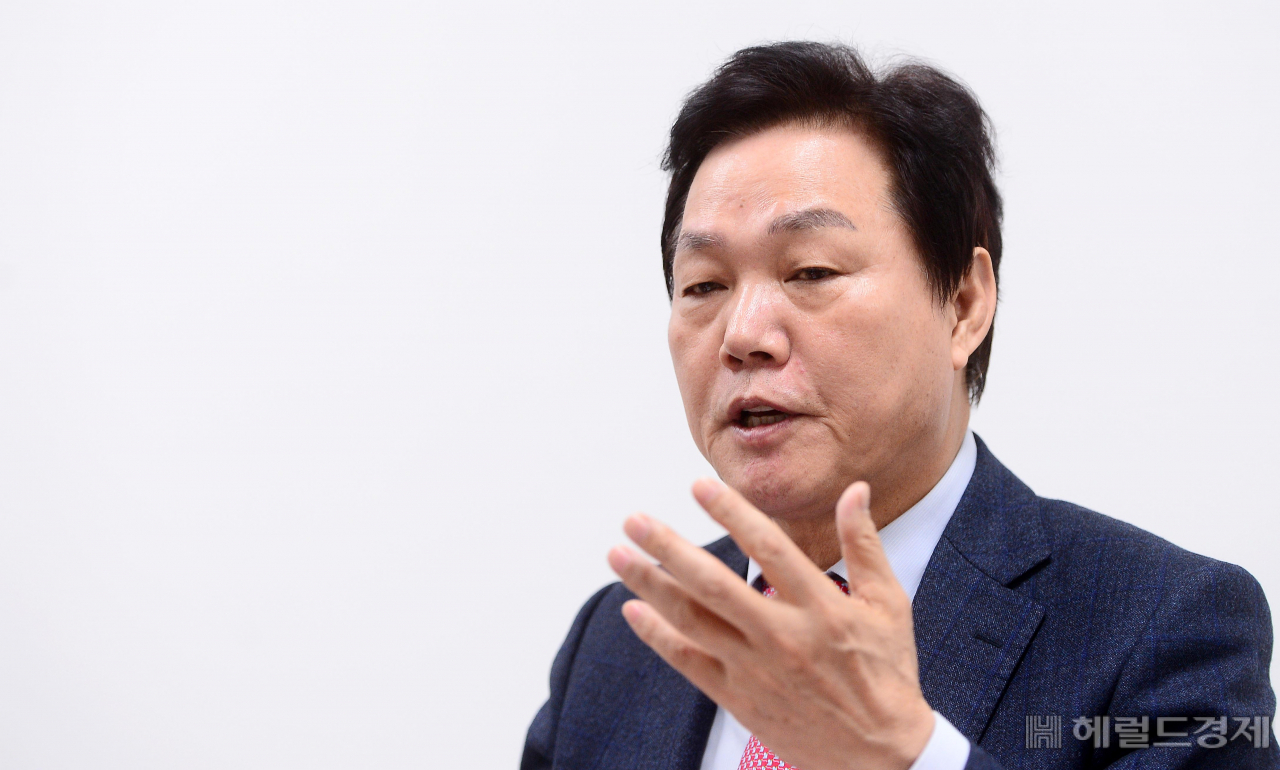 박완수 자유한국당 사무총장이 11일 국회에서 헤럴드경제와 인터뷰를 하고 있다. [이상섭 기자/babtong@heraldcorp.com]