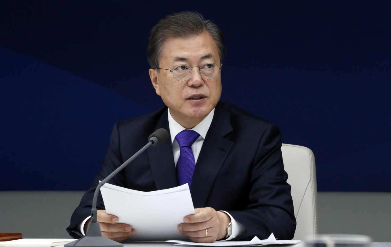 President Moon Jae-in speaks at the meeting with business leaders in Seoul on Thursday. Yonhap
