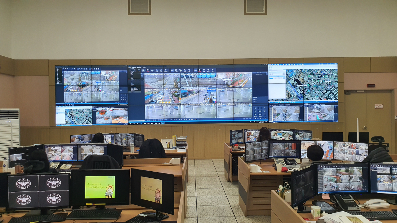 CCTV 통합관제센터. [평택시 제공]
