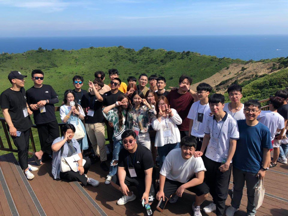 호산대가 지난해 여름 진행한 유학생들 제주도 문화탐방 모습.[호산대 제공]