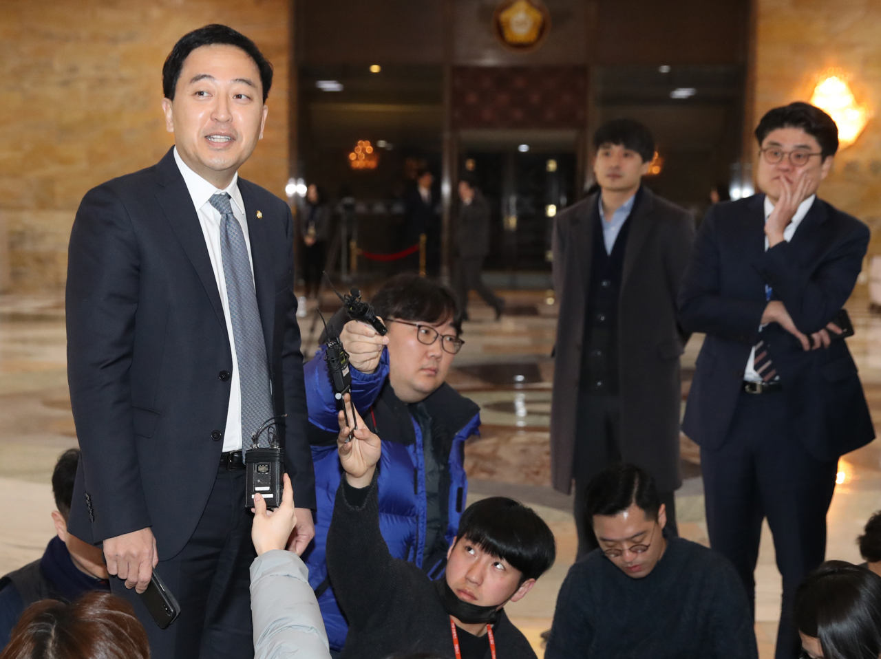 더불어민주당 금태섭 의원이 지난 18일 서울 여의도 국회에서 열린 의원총회에 참석하며 김남국 변호사의 서울 강서갑 출마에 대한 입장을 밝히고 있다. [연합]