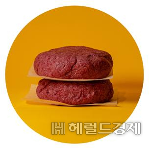디보션푸드의 식물성 고기 패티. [서울시]