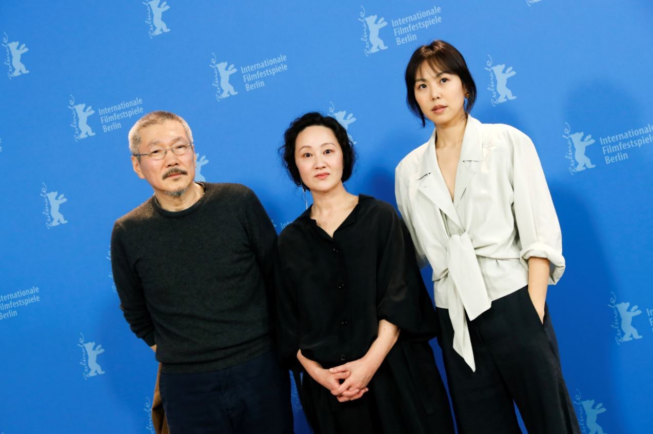 Director Hong Sang-soo (from left) and actors Kim Min-hee and Seo Young-hwa attend a photo call to promote the movie "The Woman Who Ran" during the 70th Berlinale International Film Festival in Berlin, Germany February 25, 2020. (Reuters-Yonhap)