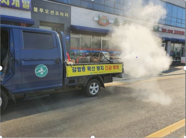 코로나19 확산 예방 위한 방역 모습