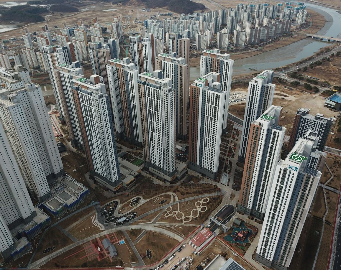 입주가 한창인 안산 시티그랑자이 아파트 전경. 2차 까지 합쳐 모두 6000여가구의 매머드급 단지를 자랑한다. [GS건설 제공]
